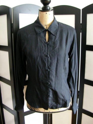Anna and Frank black key hole long sleeve button silk top M