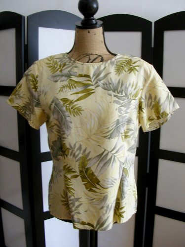 Casual Corner yellow light grey leaf fitted silk shell top size 10