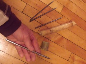 Bujinkan ninjutsu, ninja  4 throwing knives set with bamboo holder