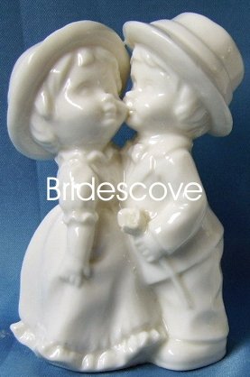 Porcelain Wedding Bride and Groom Cake Topper - Wedding Decoration / Gift - (HS90321)