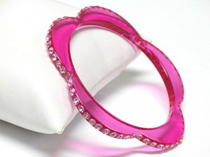 Flower shaped acrylic bracelet(C1141FS-61223)