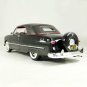 Maisto 1:18 Chrylser 300B 1956 Classican American Sedan Black Diecast Car Model Luxy