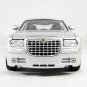 Maisto 1:18 Chrysler 300C Sedan Hemi V8 American Power 1-18 Diecast Car Model Silver Luxy