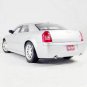 Maisto 1:18 Chrysler 300C Sedan Hemi V8 American Power 1-18 Diecast Car Model Silver Luxy