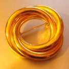 Vintage gold tone circle twist Pin    4everyoung