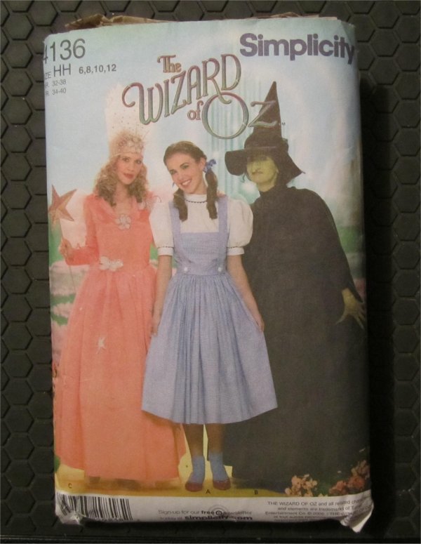 Simplicity Sewing Pattern The Wizard Of Oz Adult Costume Dorothythe Witch And Glinda 