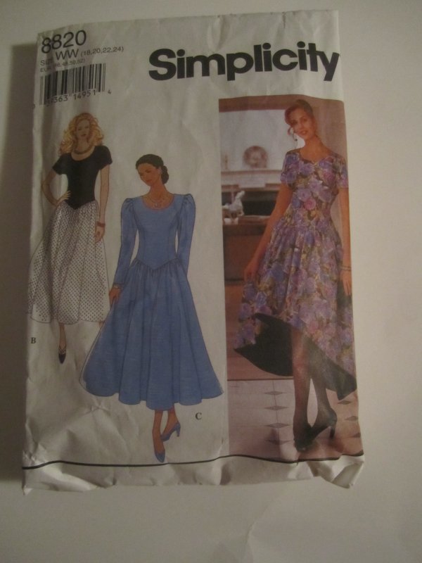 Simplicity 8820 Dress in two Lengths Size 18,20,22,24 (CUT to 24)