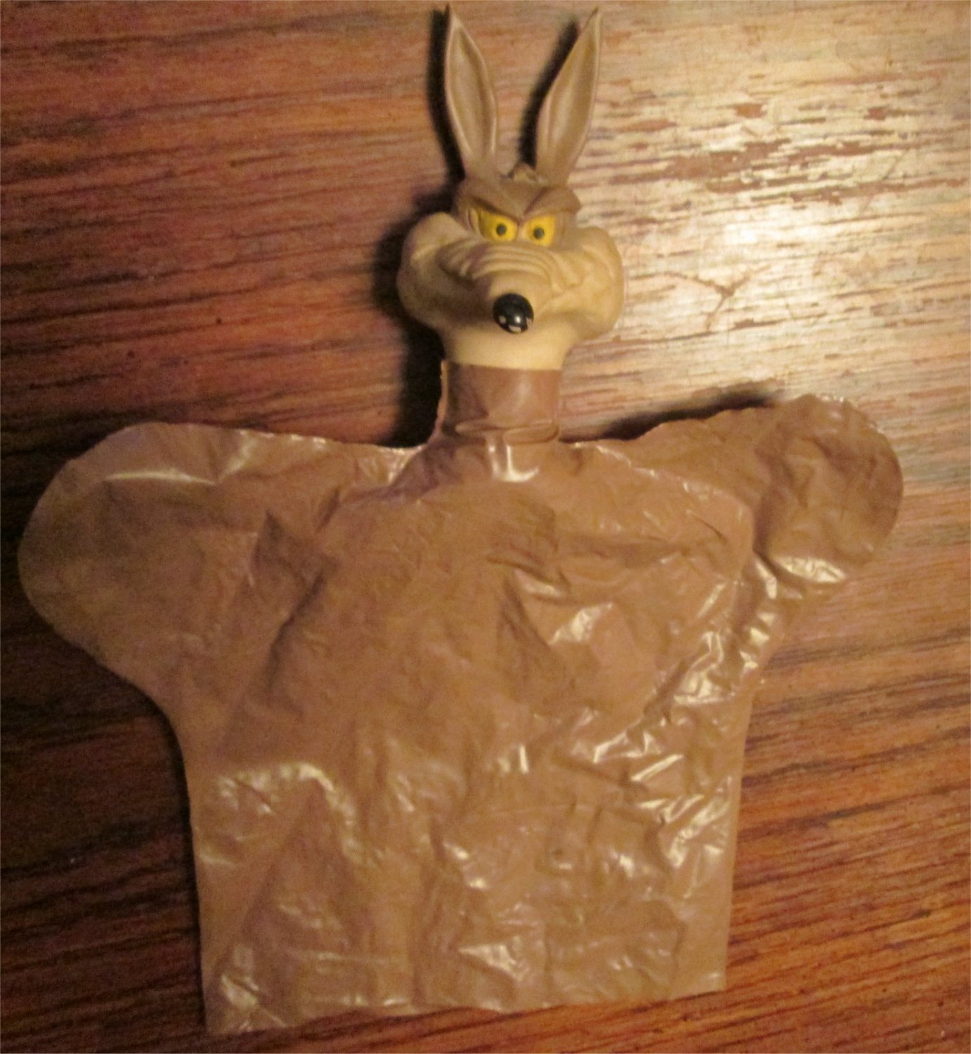 wile coyote toy