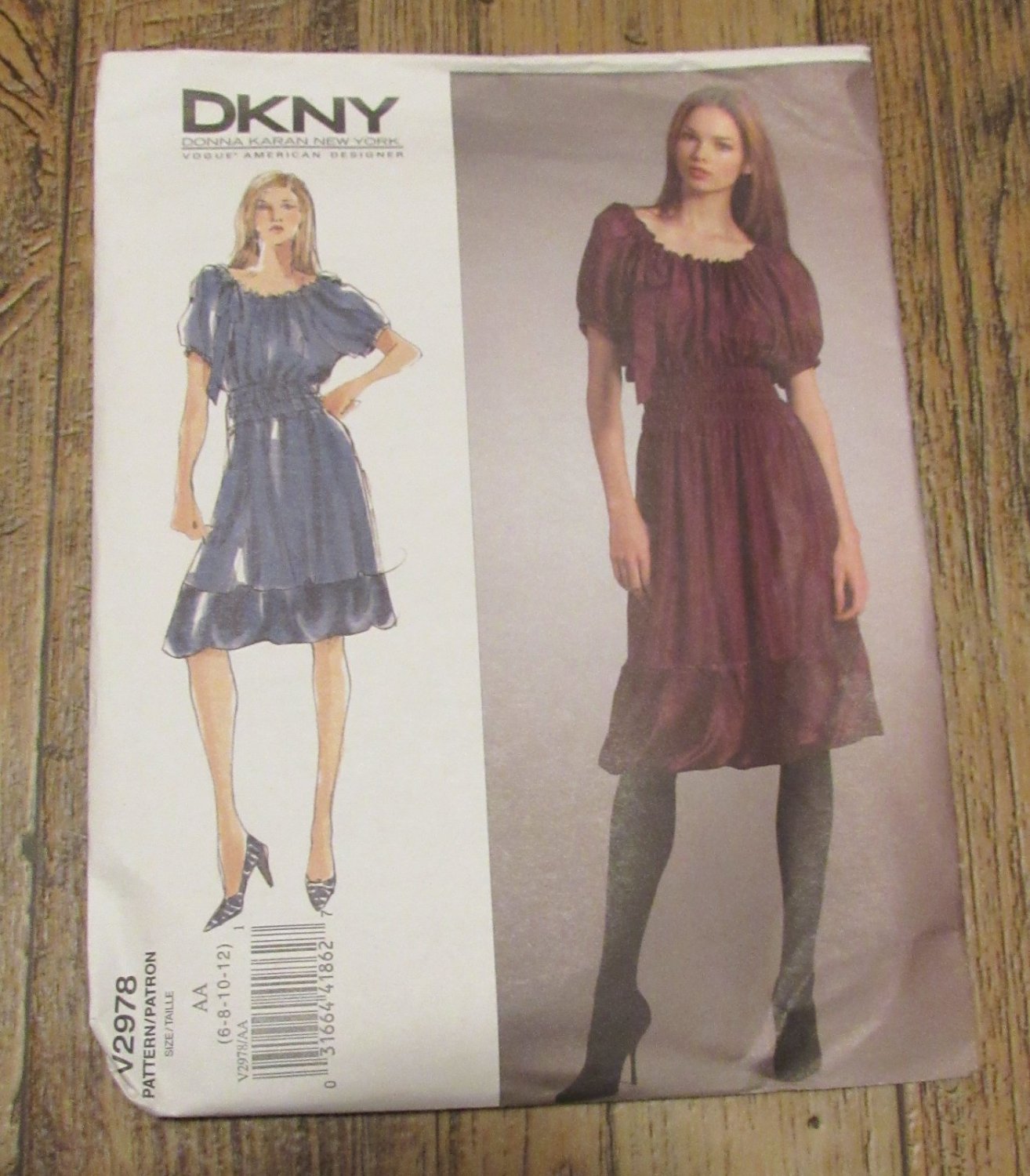 Vogue American Designer V1218 DKNY Womens Stretch Dress with Neckline