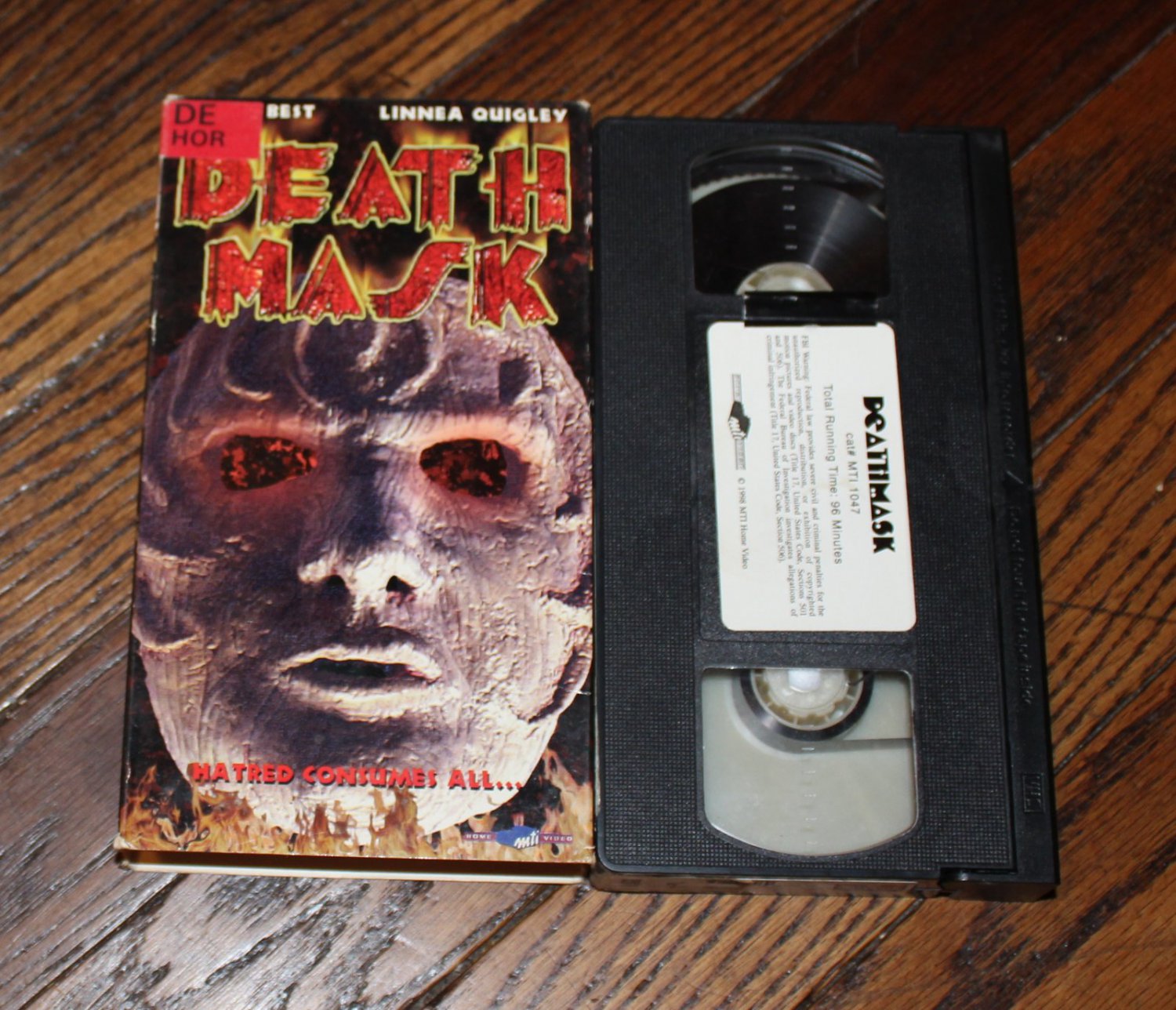 Death Mask Cult Slasher Horror VHS RARE 1998  Linnea Quigley