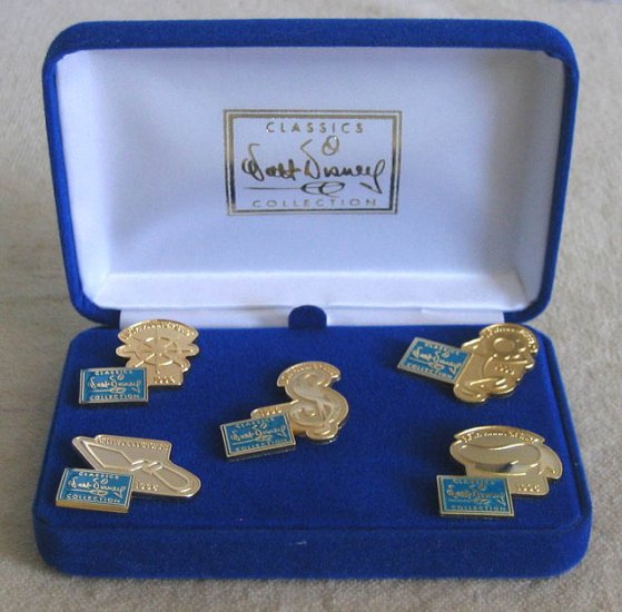 Walt Disney Classics Fifth Anniversay Pin Set, WDCC boxed set, NEVER ...