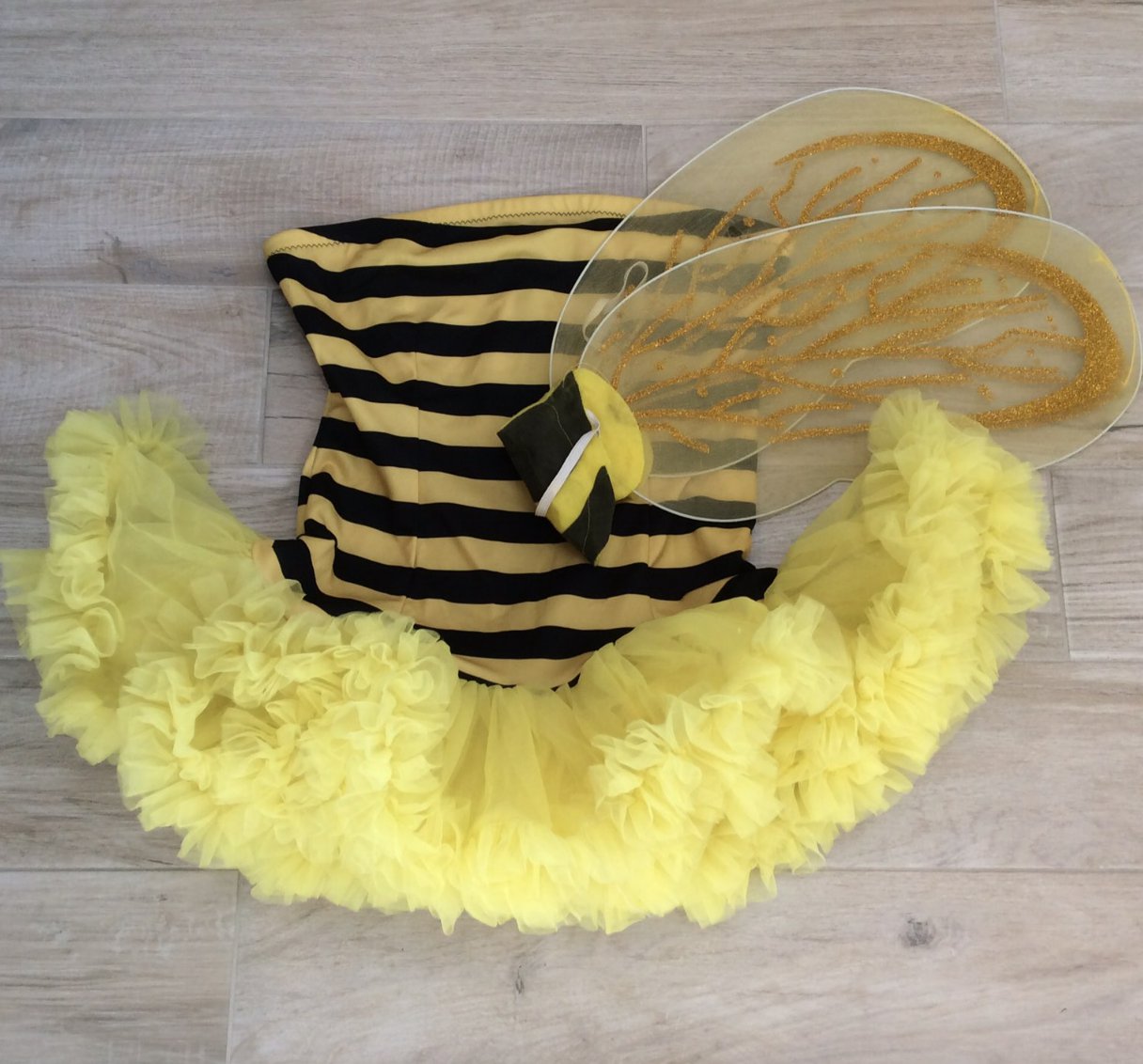 bumble bee wings bumble bee wings