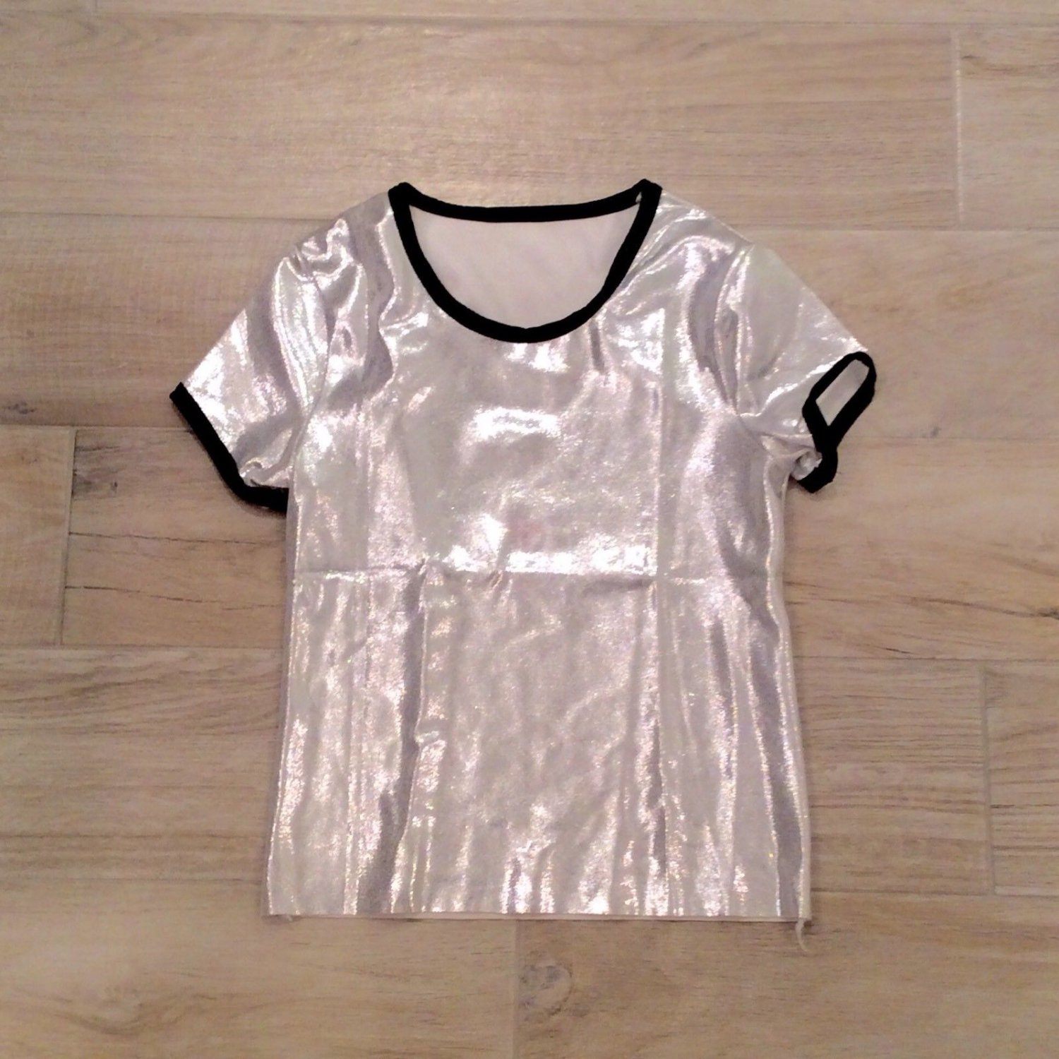 metallic silver tee shirt