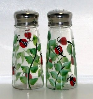Salt and Pepper - Ladybug