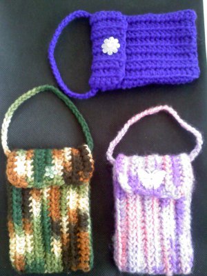 Hand crocheted mini purse - this one is browns and greens like chamo