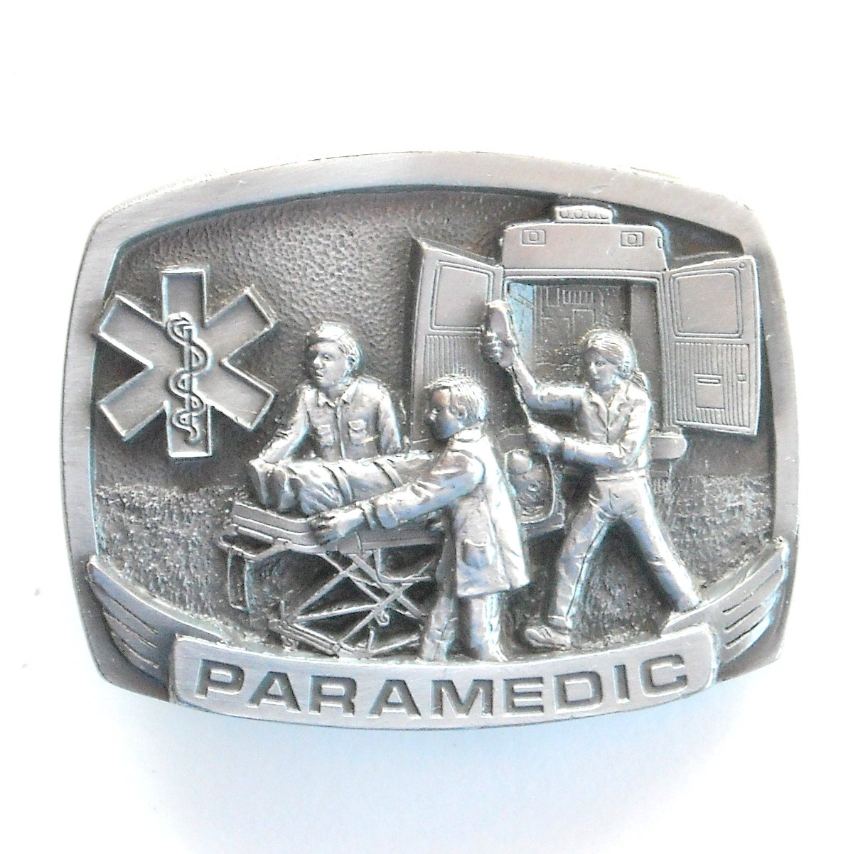 Paramedic belt clearance buckle