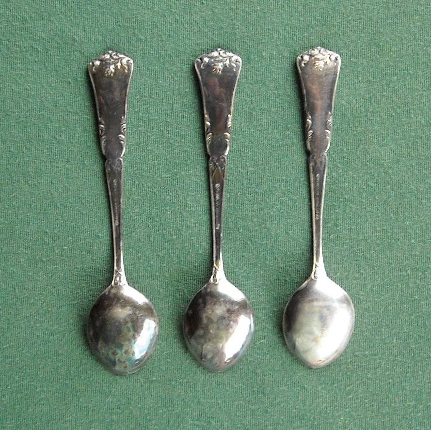 Vintage lot of 3 miniature EPNS spoons Sweden