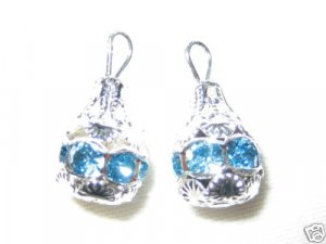 12 Swarovski Rhinestone Pendants 8mm Silver/Aquamarine