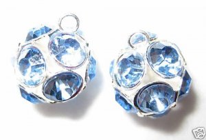 4 14mm Swarovski Ball Pendants Silver / Light Sapphire