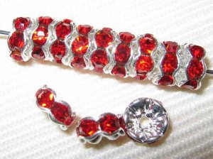 20 Swarovski Rondelles 5mm Silver / Ruby SR517