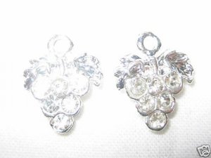 4 Swarovski Grape Pendants 12x15mm Silver/Crystal  T38