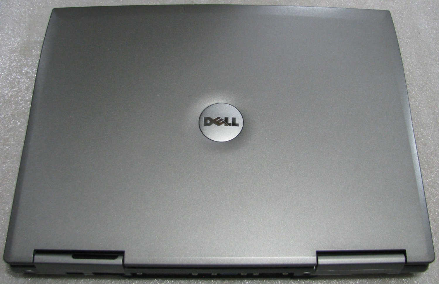 1 DELL LATITUDE D800 BUSINESS LAPTOP DVD/CDRW WXGA 60GB WINDOWS XP NOTEBOOK WIFI