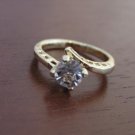Gill-Twist Ring with Diamante, size 9.
