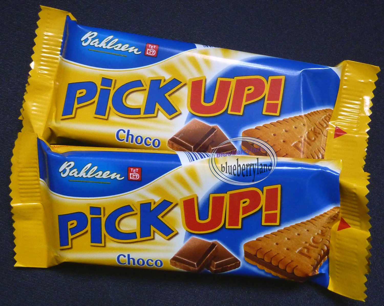Bahlsen Pick Up Chocolate with butter biscuits 4 Packs x 28g