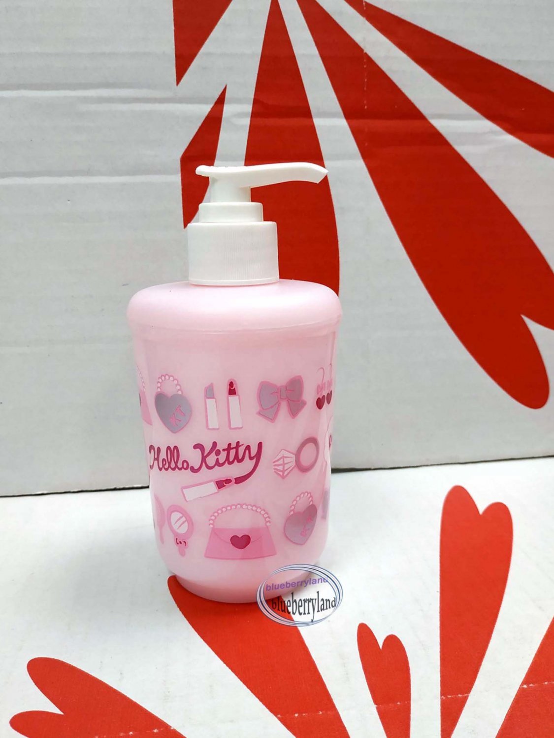 Sanrio Hello Kitty Bathroom Accessories 3 Pieces Set of Soap Dish, Soap