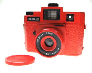 Sales - HOLGA 120 GCFN - Red Colour ** FREE Shipping