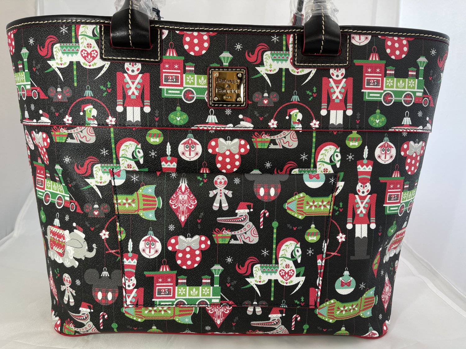 disney dooney and bourke christmas 2018