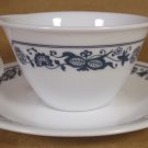 CORELLE OLD TOWN BLUE ONION HOOK HANDLED CUPS & SAUCERS