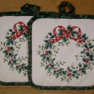 PFALTZGRAFF HOLLY & BERRY WREATH  POT HOLDERS SET OF 2 *SHIPS FREE*