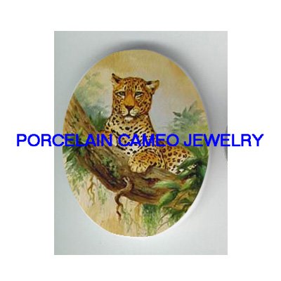 LEOPARD IN THE TREE UNSET PORCELAIN CAMEO CABOCHON
