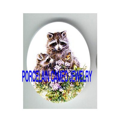 2 RACCOON FAMILY MOM BABY BUTTERFLY CAMEO PORCELAIN CAB