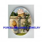ALICE IN WONDERLAND HUMPTY DUMPTY PORCELAIN CAMEO 18X25