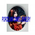 JAPAN GEISHA BLACK HAIR LADY WITH FAN* UNSET PORCELAIN CAMEO CAB