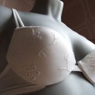 32c ex m&s white embroidery padded plunge bra BNWOT