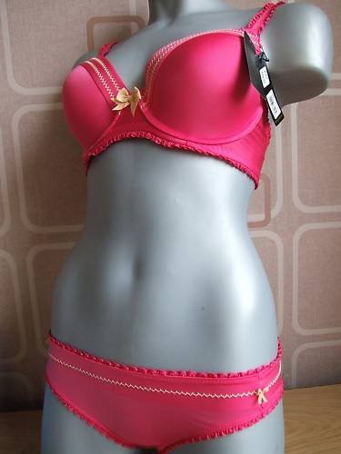 gossard hot pink brazilian brief knickers size 12/14 m