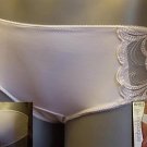 BERLEI essentials short knickers white size10-12 bnwt