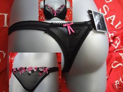black floral embroidery fulfilled thong size 22 BNWT