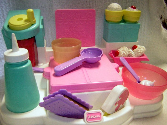 Playskool Vintage 1993 Ice Cream Parlor Shop Play Set (HB39)
