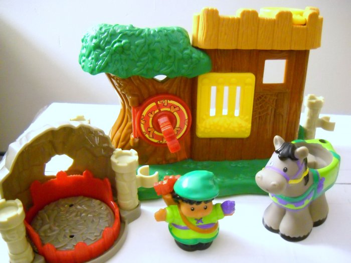 Little People Robin Hood 2025