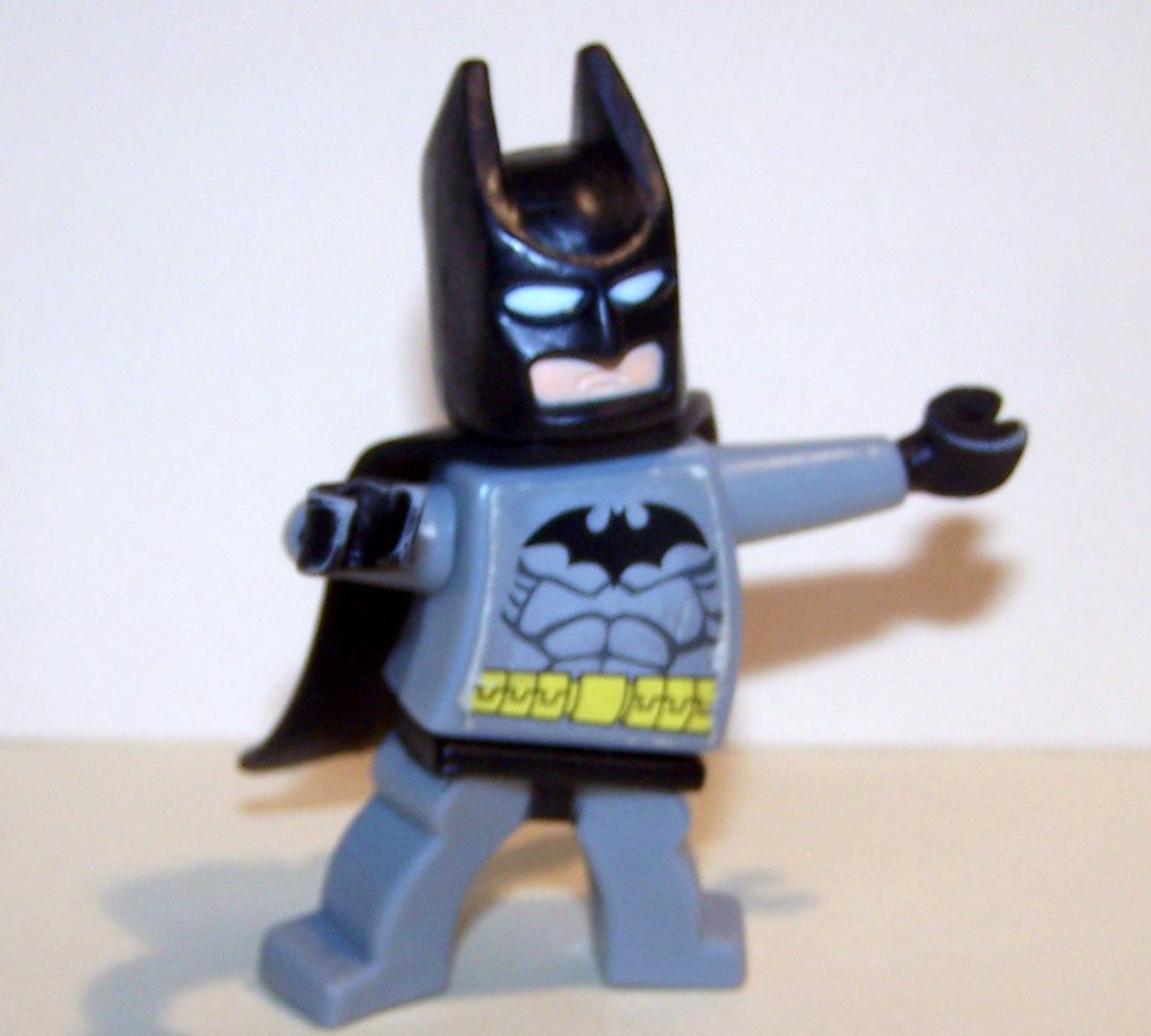 LEGO BATMAN MCDONALDS 3” ACTION FIGURE ABS PLASTIC TOY (PRE- OWNED