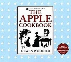 The Apple Cook Book by Olwen Woodier Vitamins Minerals Fiber Fruit Combos 140 Recipes SC Cookbook