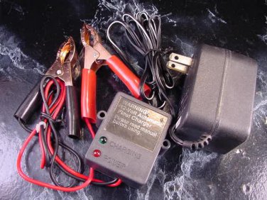 12 vt. AUTOMATIC BATTERY FLOAT CHARGER Trickle NEW off-season battery storage