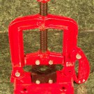 4" Bench PIPE VISE No 2 New clamp for cutting all metal Swing open Jaw steel