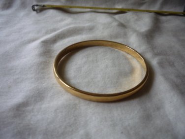 Monet goldtone bangle