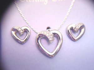 DIAMOND HEART NECKLACE AND EARRING SET