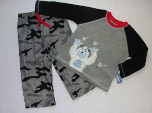CARTER'S Boy's 2T Camoflauge Snow Monster Fleece Pajama Set, NEW